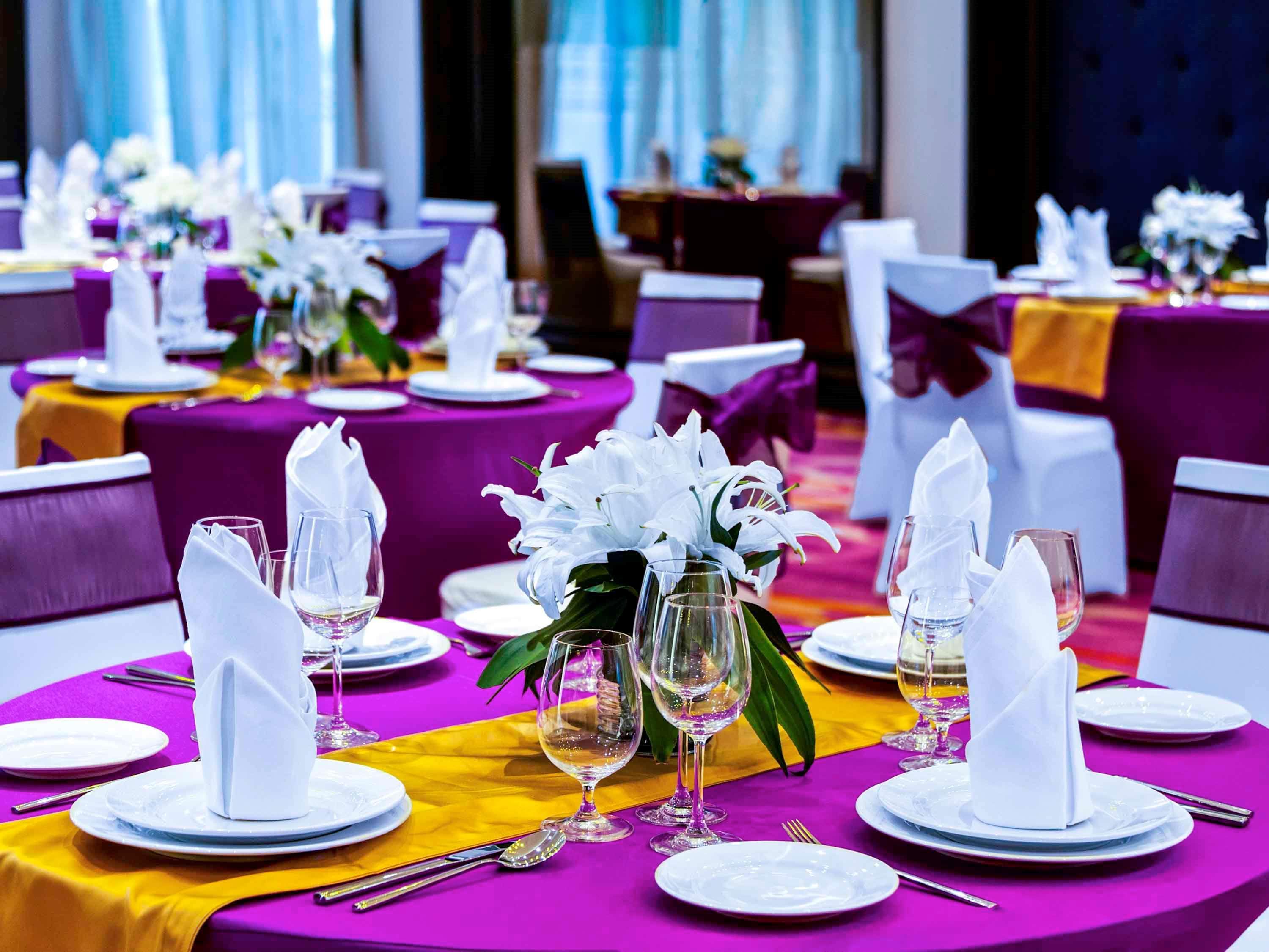 Novotel Goa Resort & Spa Candolim Luaran gambar Banquet hall