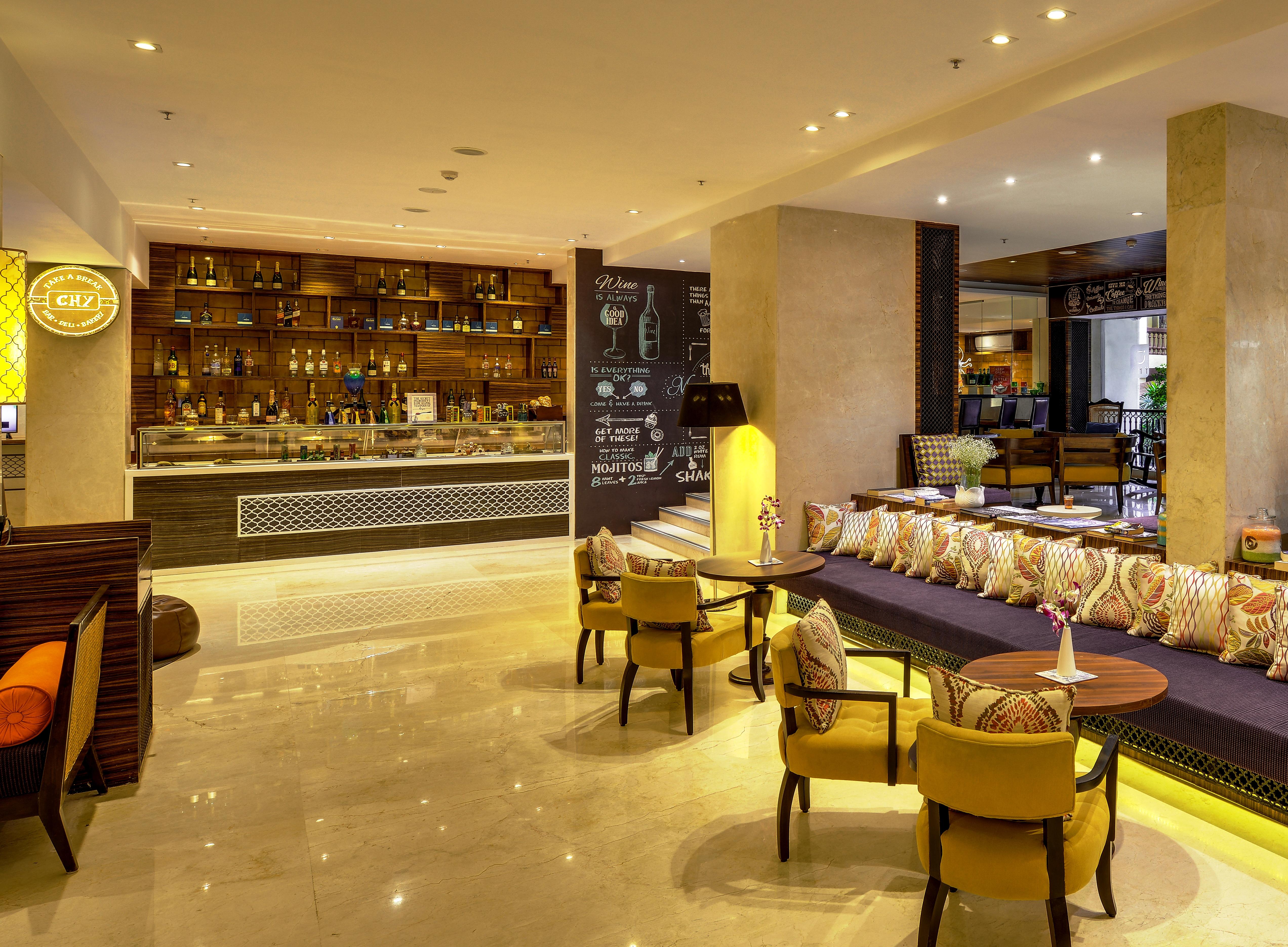 Novotel Goa Resort & Spa Candolim Luaran gambar The Bar